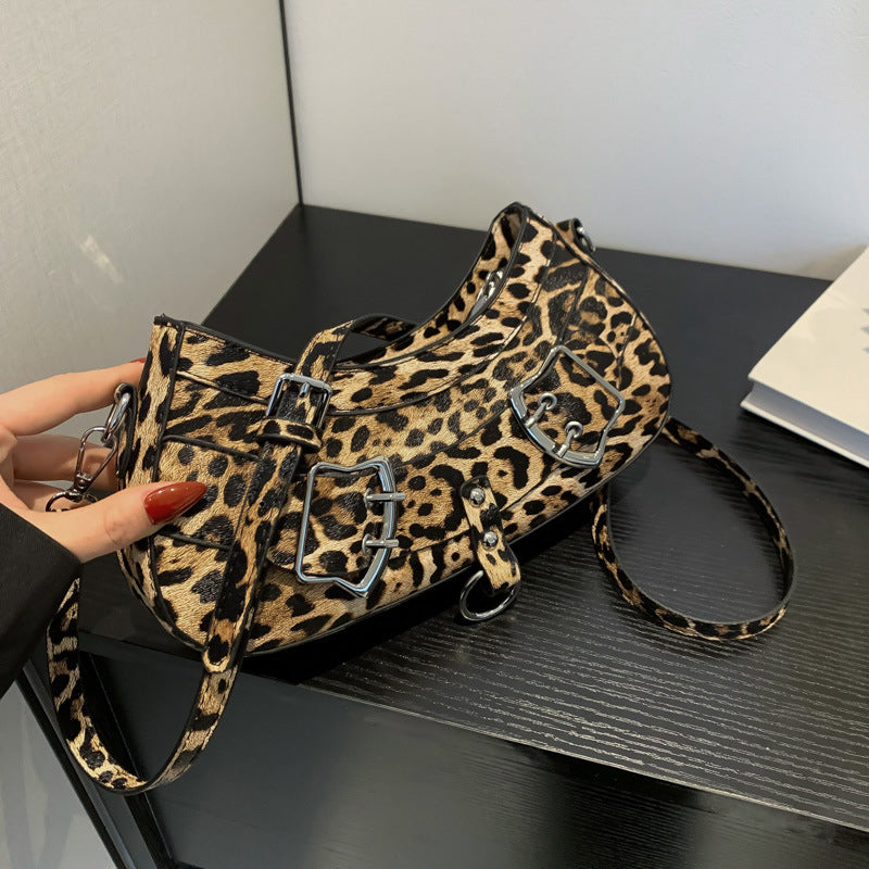 Polished Bag with an Effortless Classic Look