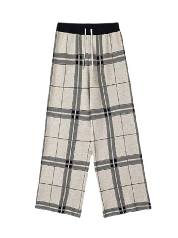 A Vintage Style Pants with Delicate Timeless Details