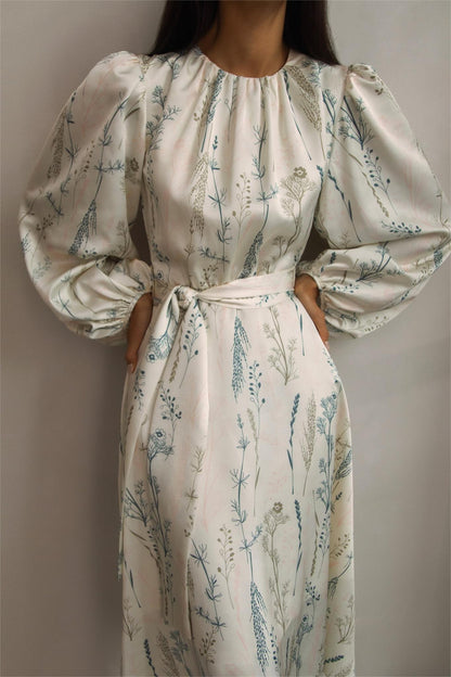 Polished Dress with an Effortless Classic Look