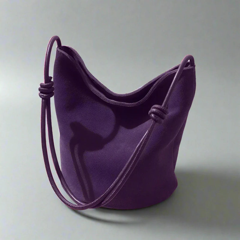 Classic Vintage Bag with a Flattering Fit