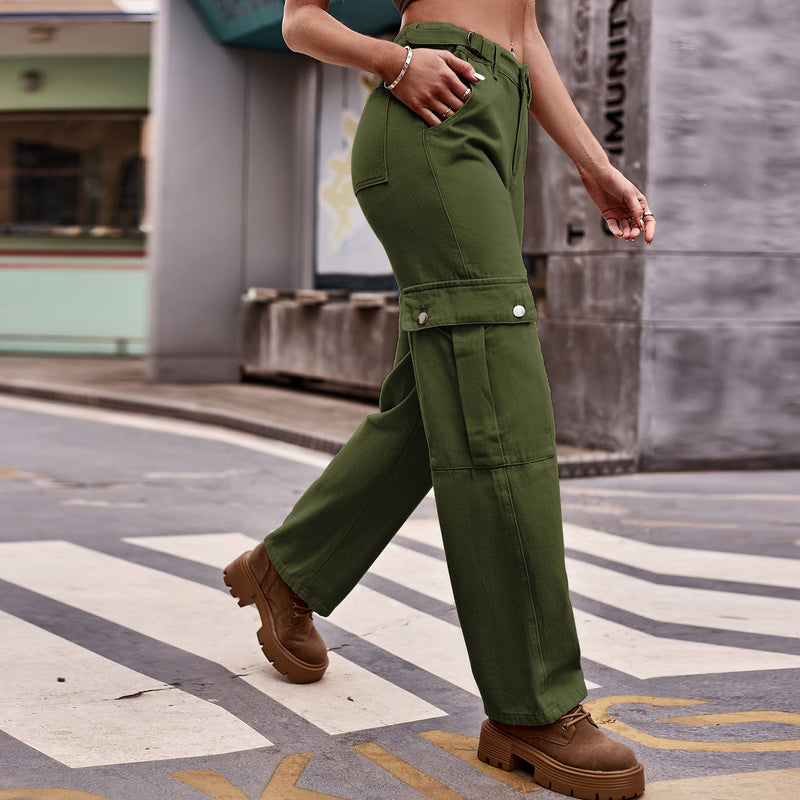 Elegantly Styled Trousers for Everyday Wear