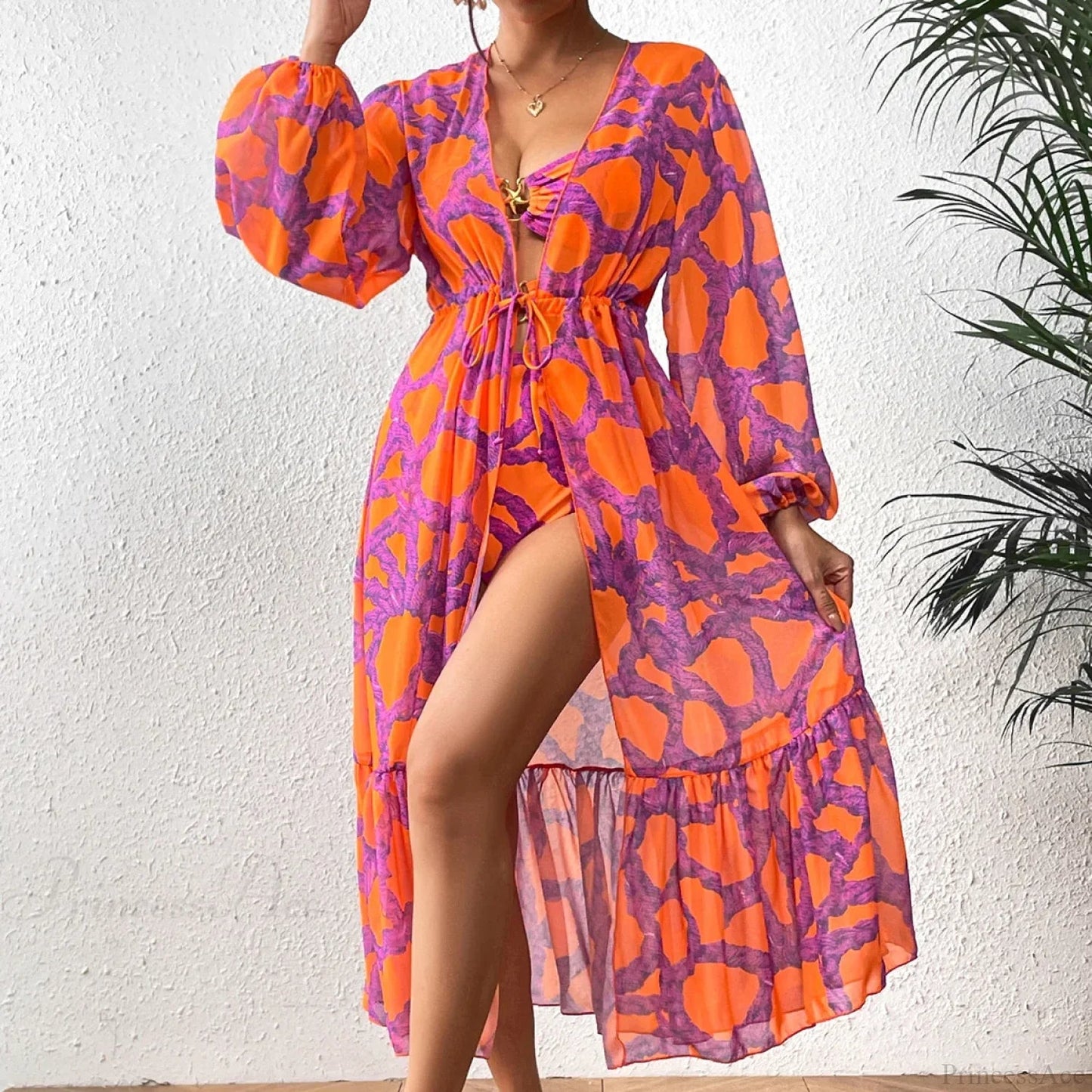 Effortlessly Elegant Swimsuit with a Timeless Design