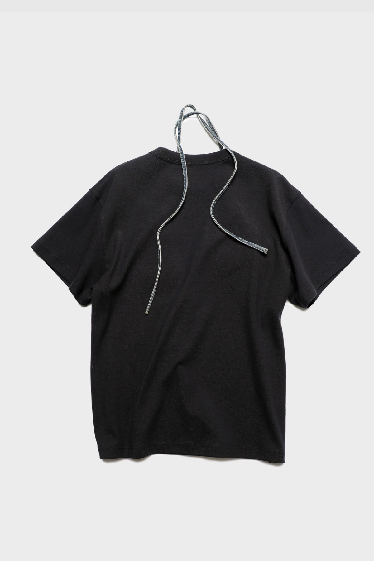 Gracefully Styled Shirt for Any Occasion