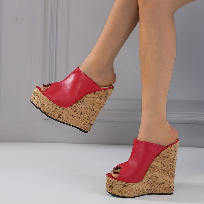 Classic Vintage Heels with a Flattering Fit