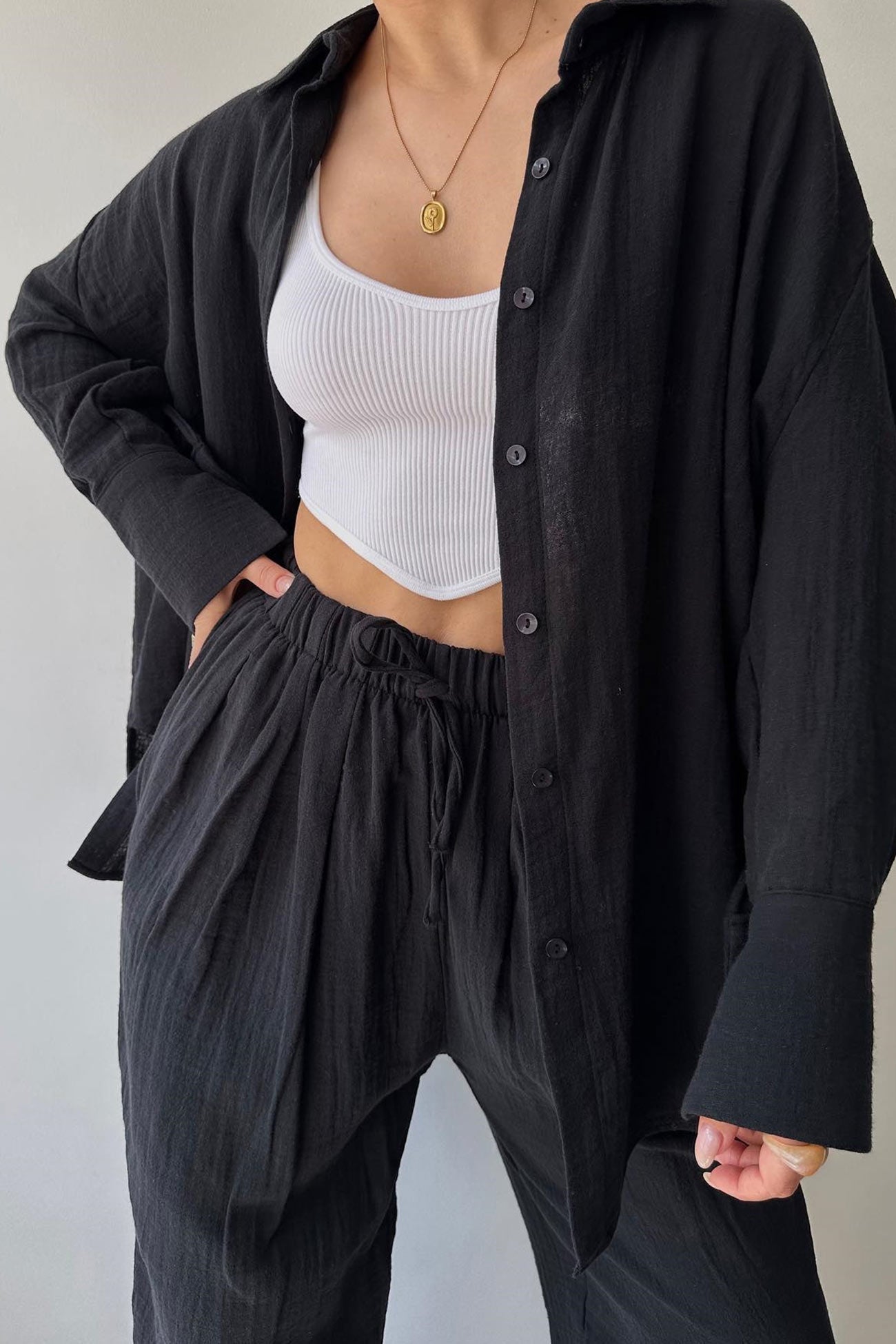 Gracefully Styled Pants for Any Occasion