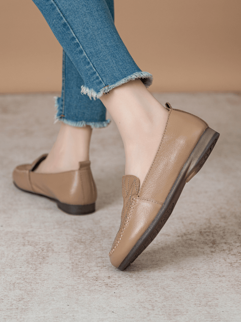 Sophisticated Garment with a Clean Classic Look