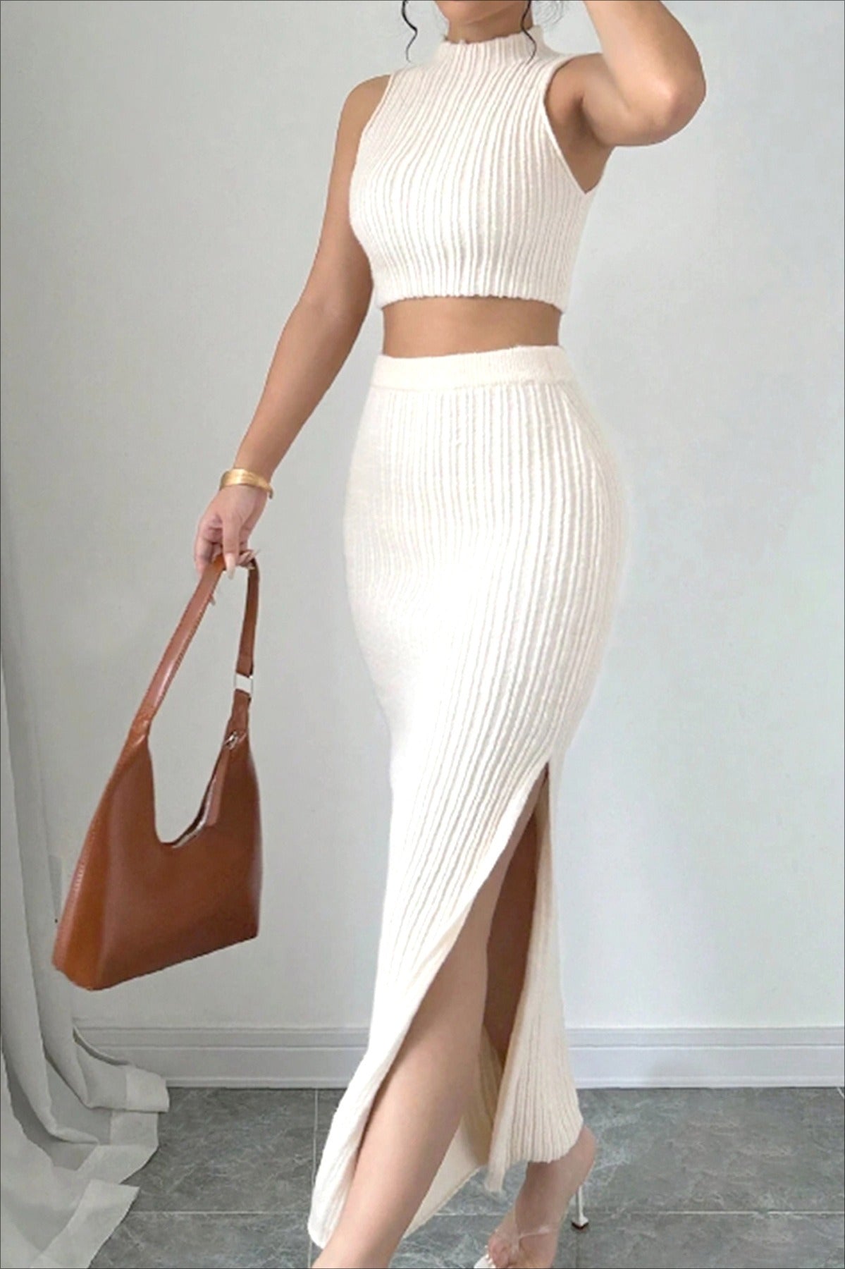 Gracefully Styled Sweater for Any Occasion
