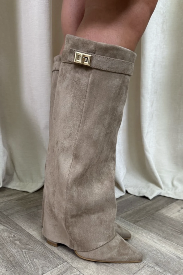 Sophisticated Boots with a Clean Classic Look