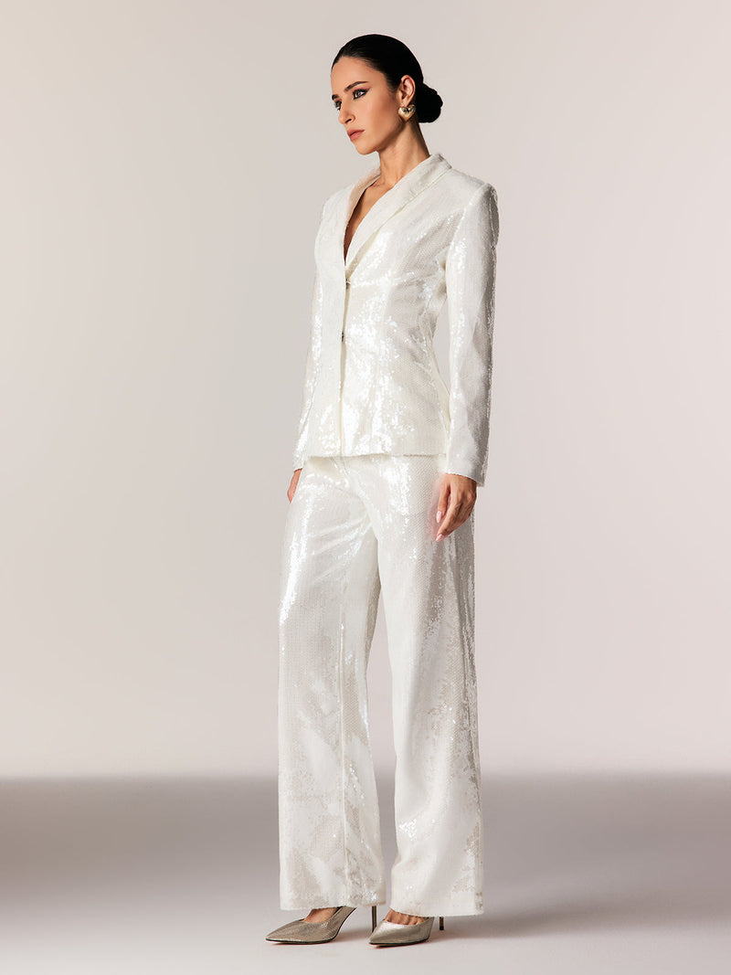 Gracefully Styled Pants for Any Occasion
