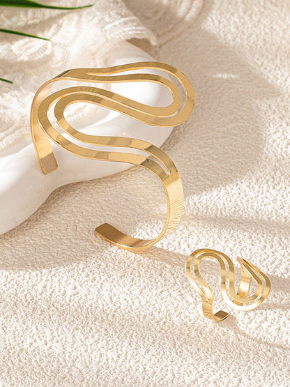 Polished Garment with an Effortless Classic Look