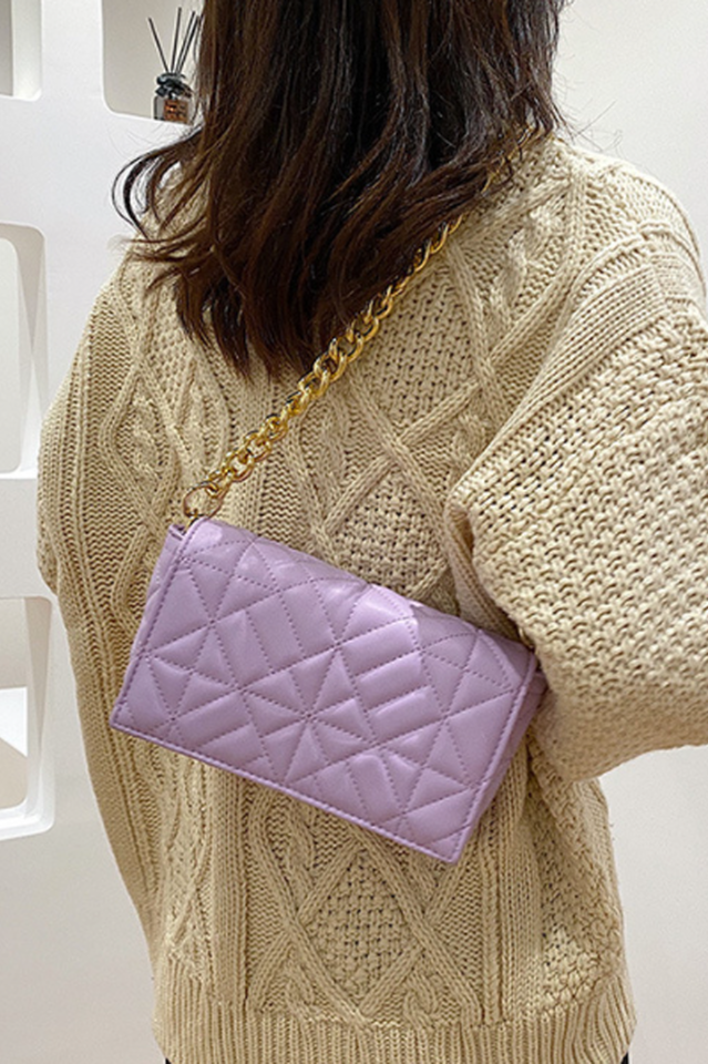 Effortlessly Elegant Bag with a Timeless Design