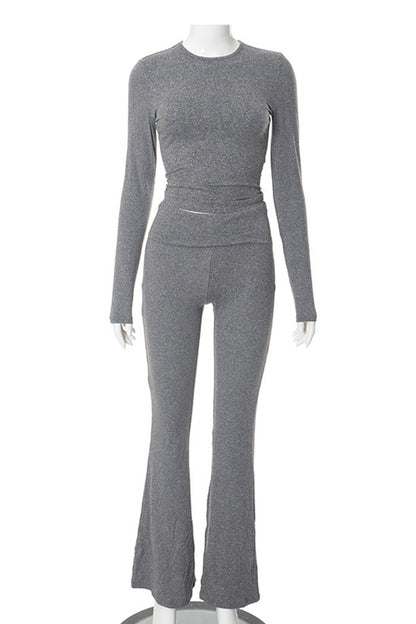 Effortlessly Elegant Pants with a Timeless Design