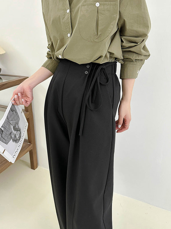 A Vintage Style Pants with Delicate Timeless Details