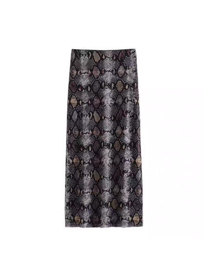 Beautifully Crafted Top in a Classic Style