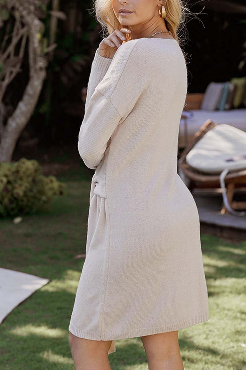 Well Tailored Sweater with a Graceful Silhouette
