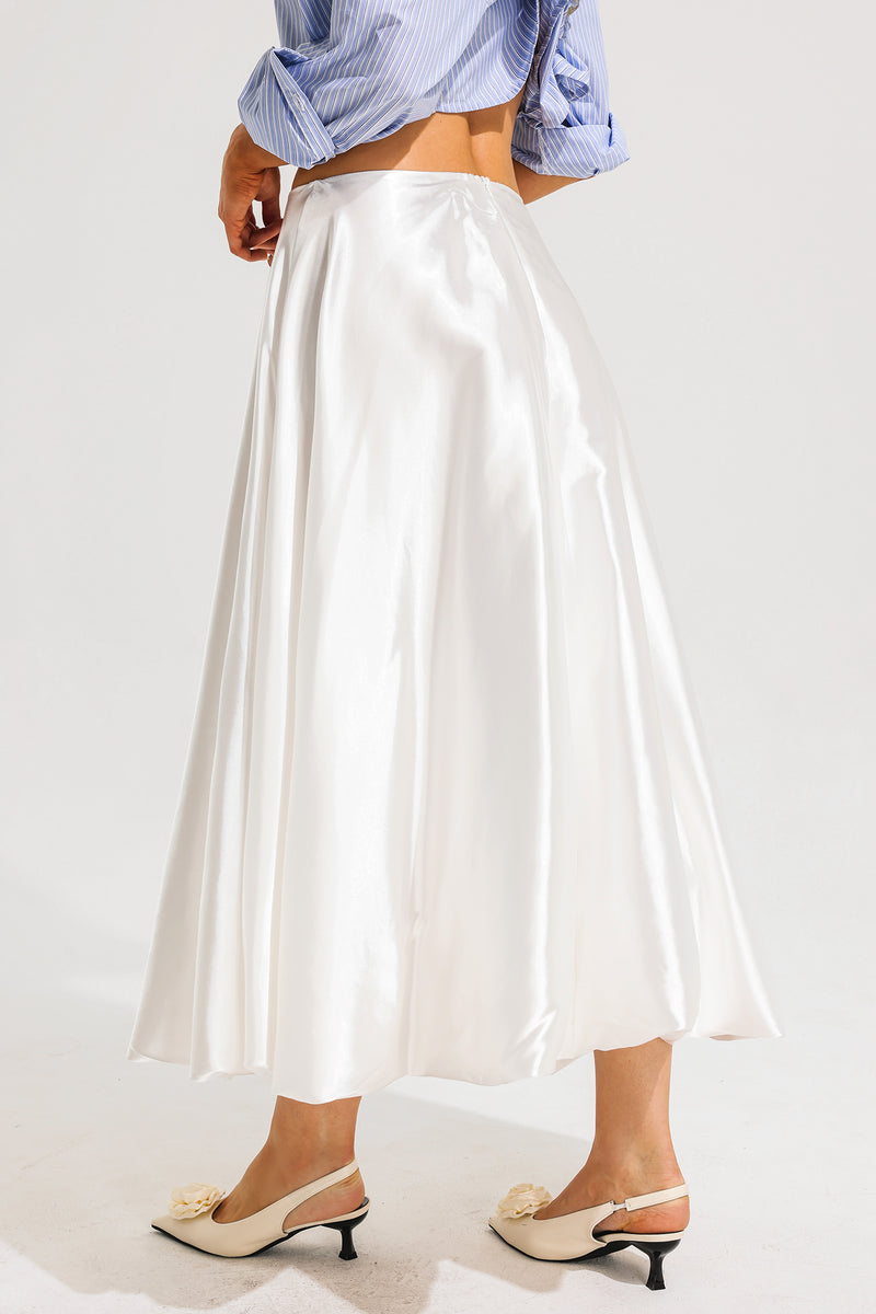Sophisticated Garment with a Clean Classic Look