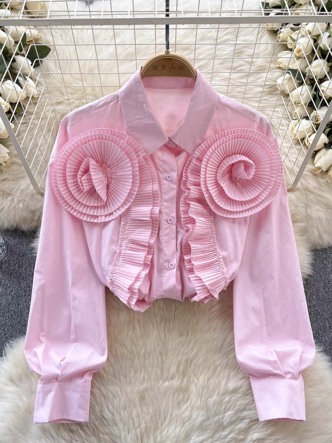Beautifully Finished Shirt in a Timeless Design