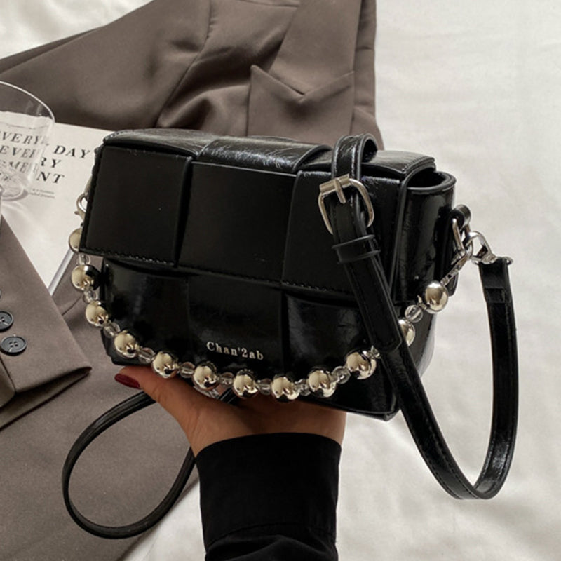Classic Vintage Bag with a Flattering Fit