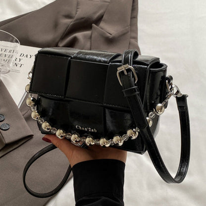 Classic Vintage Bag with a Flattering Fit