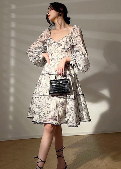 Sophisticated Dress with a Clean Classic Look