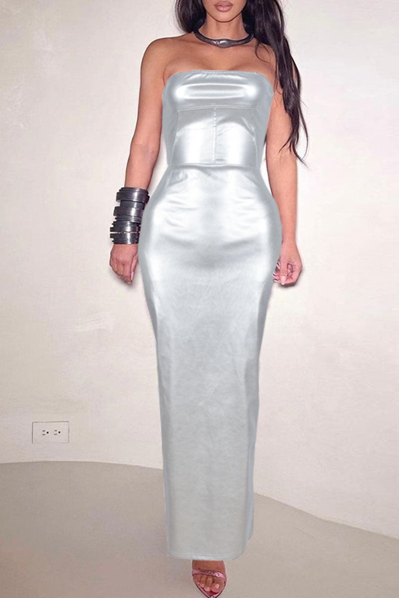 Beautifully Finished Dress in a Timeless Design