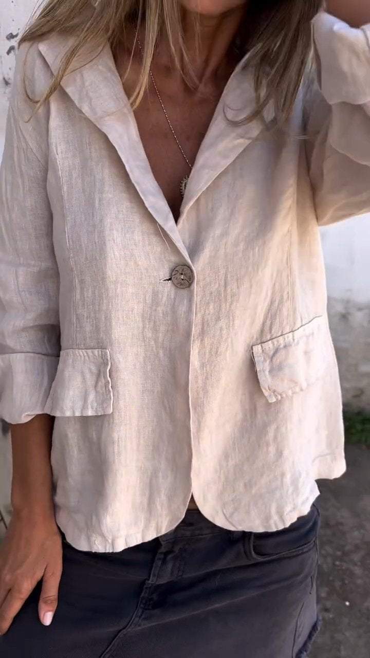 Polished Coat with an Effortless Classic Look