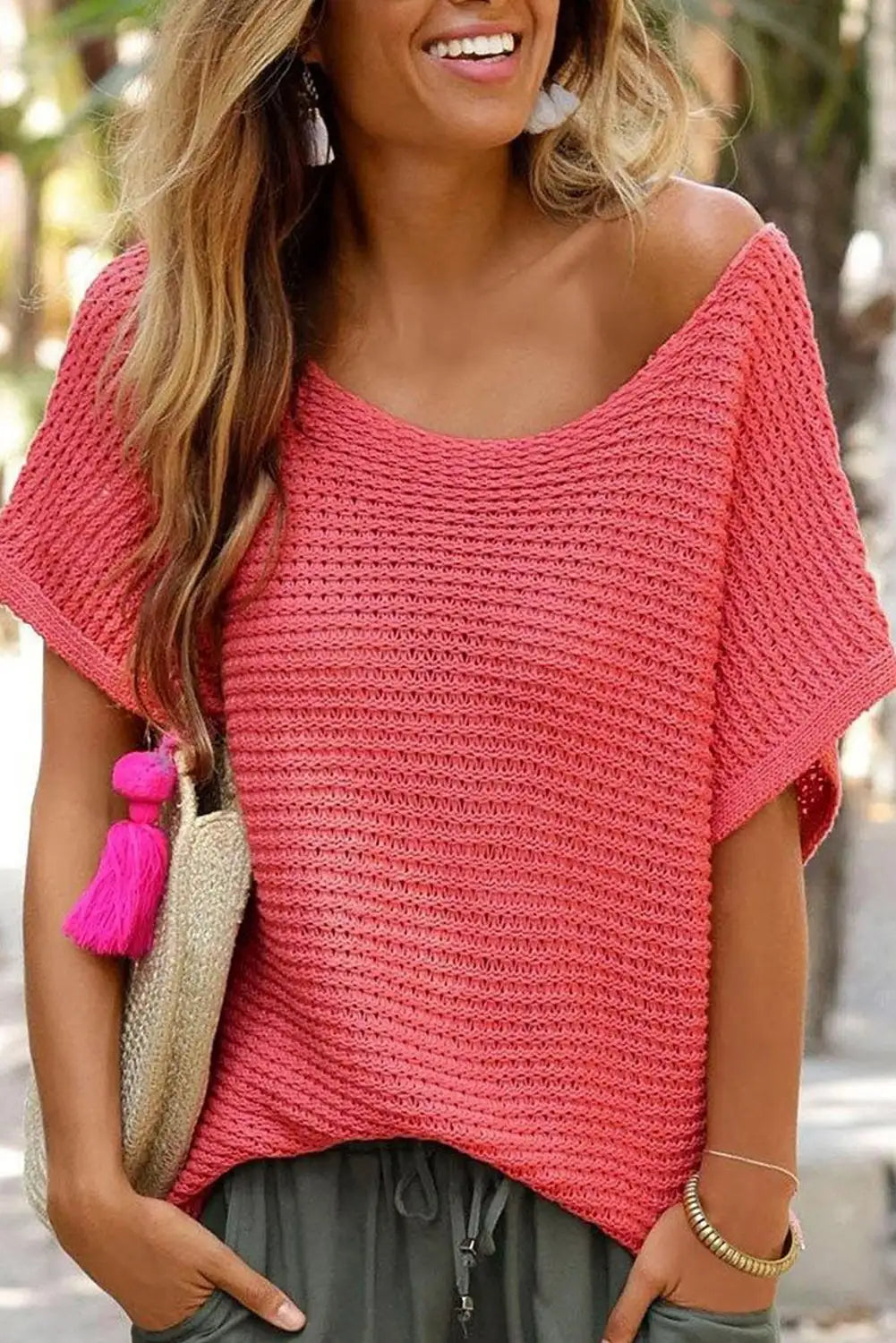 Effortlessly Elegant Sweater with a Timeless Design