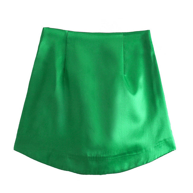 Gracefully Styled Garment for Any Occasion