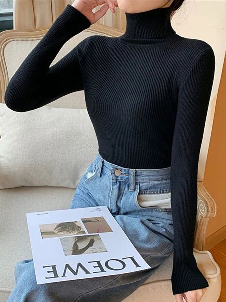 Gracefully Styled Pullover for Any Occasion