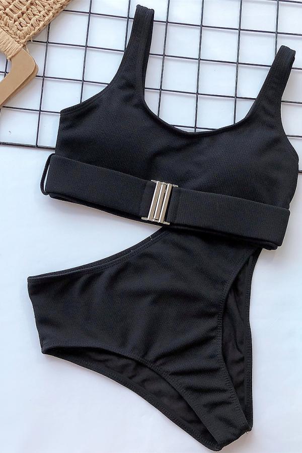 Classic Vintage Bikini with a Flattering Fit