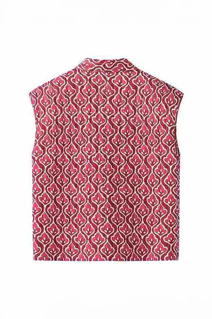 Classic Vintage Top with a Flattering Fit