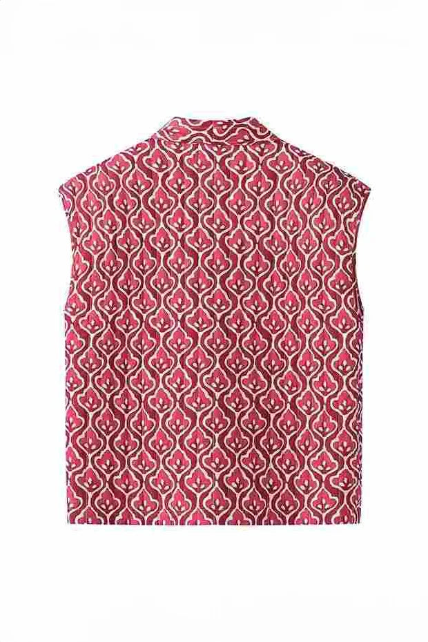 Classic Vintage Top with a Flattering Fit