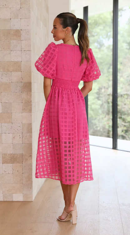 Classic Vintage Dress with a Flattering Fit