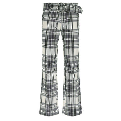 Effortlessly Elegant Pants with a Timeless Design