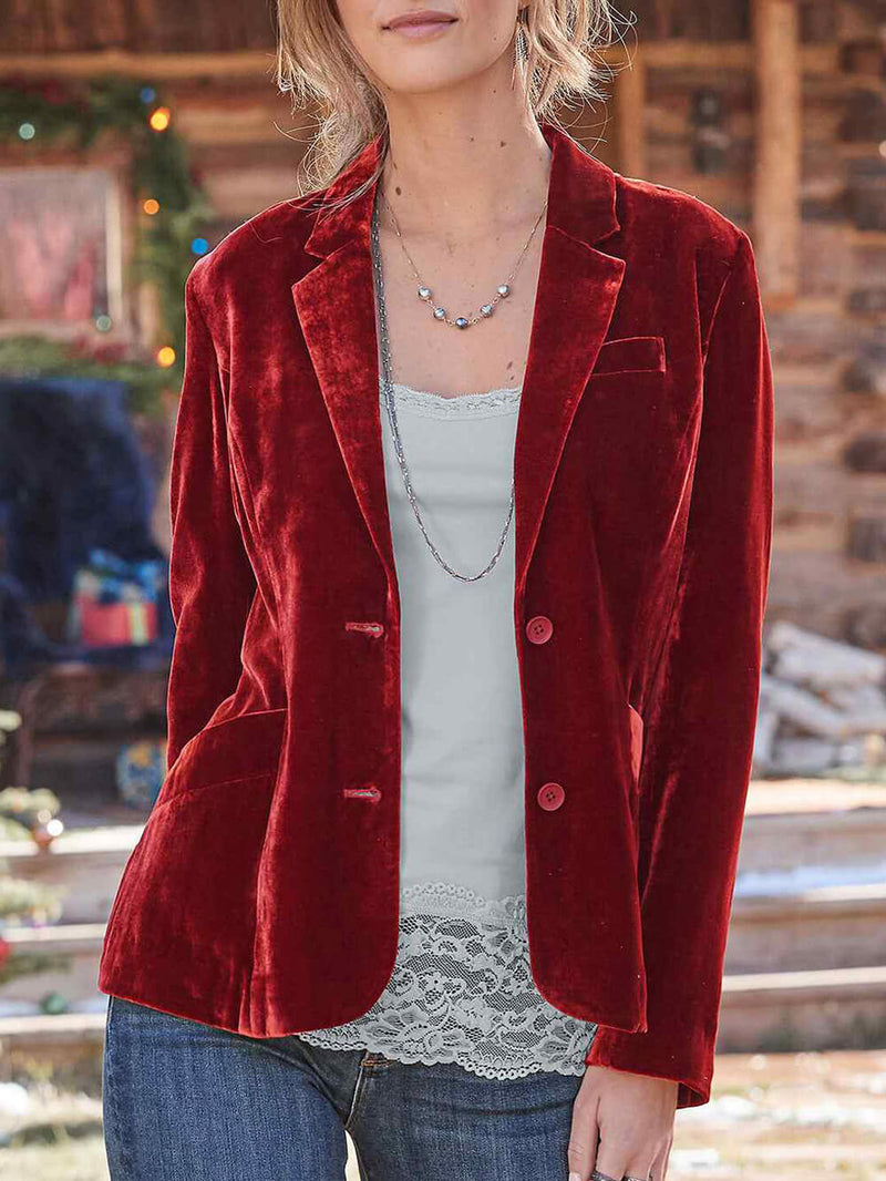 Well Tailored Jacket with a Graceful Silhouette