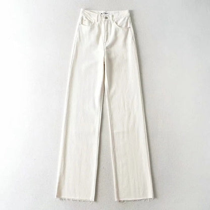 Effortlessly Elegant Garment with a Timeless Design