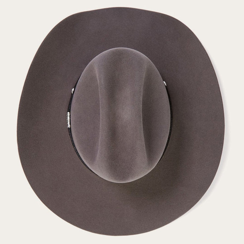 Classic Vintage & Enduringly Stylish Garment