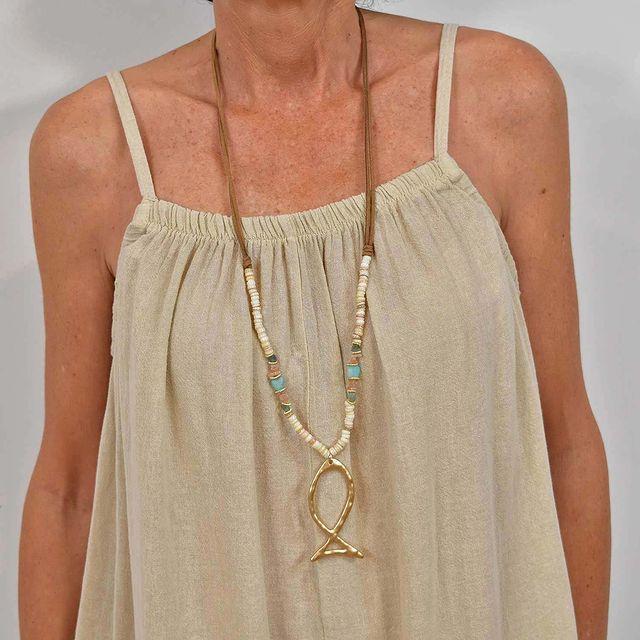 Well Tailored Garment with a Graceful Silhouette