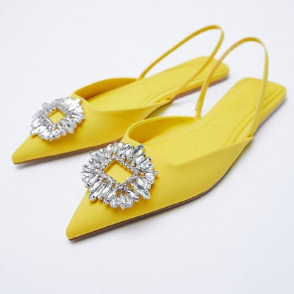 Beautifully Finished Heels in a Timeless Design