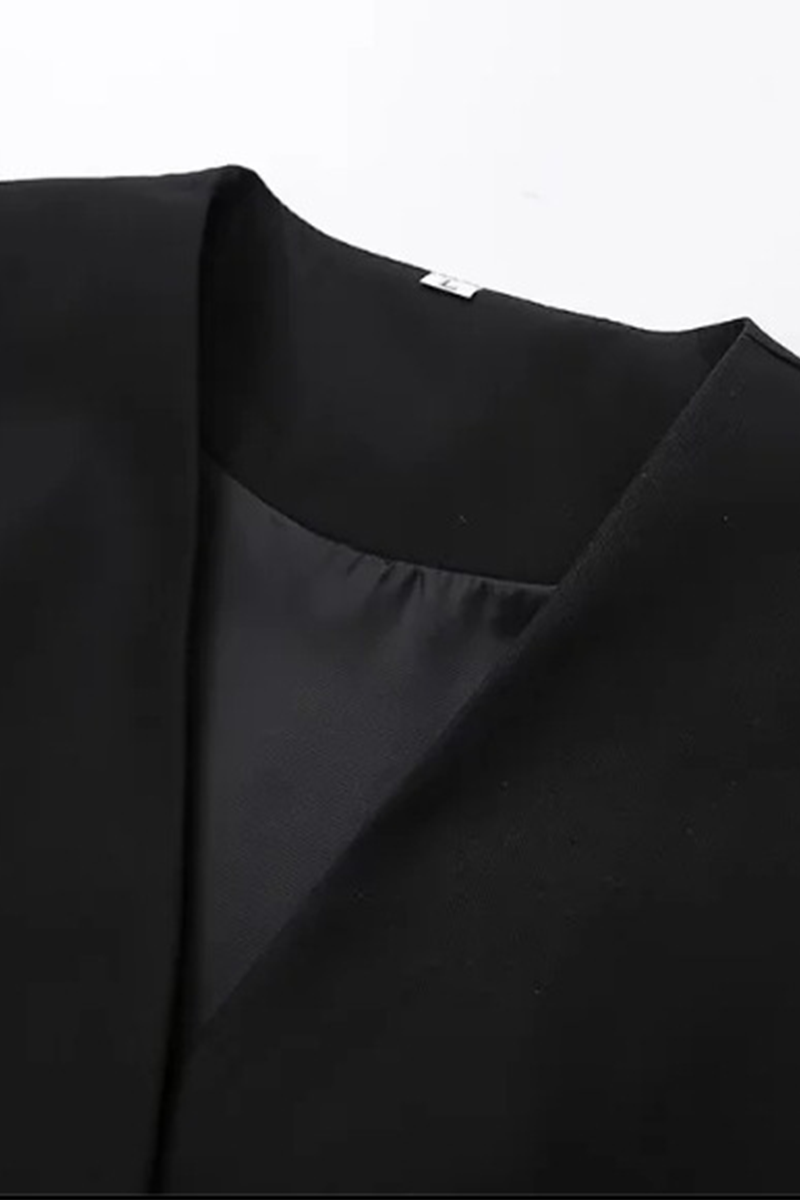 A Vintage Style Top with Delicate Timeless Details