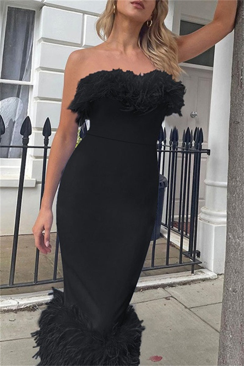 Beautifully Finished Dress in a Timeless Design