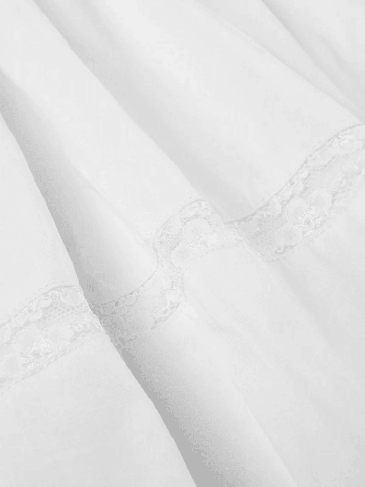 Well Tailored Garment with a Graceful Silhouette