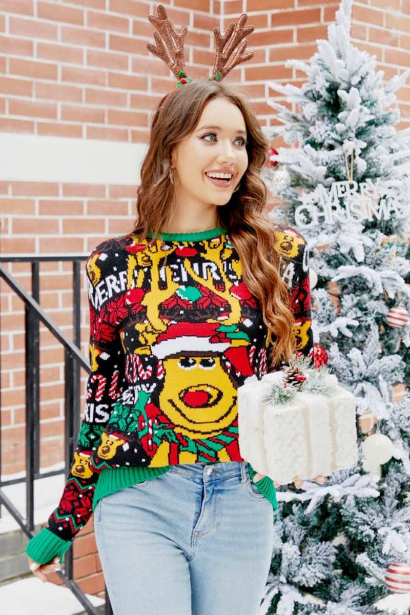 Classic Vintage Sweater with a Flattering Fit