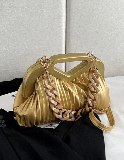 Elegantly Styled Bag for Everyday Wear