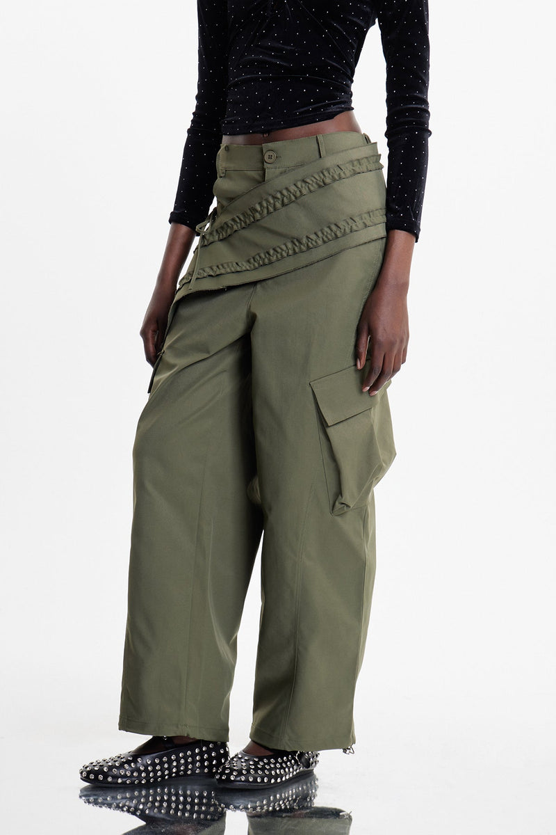 A Vintage Style Pants with Delicate Timeless Details