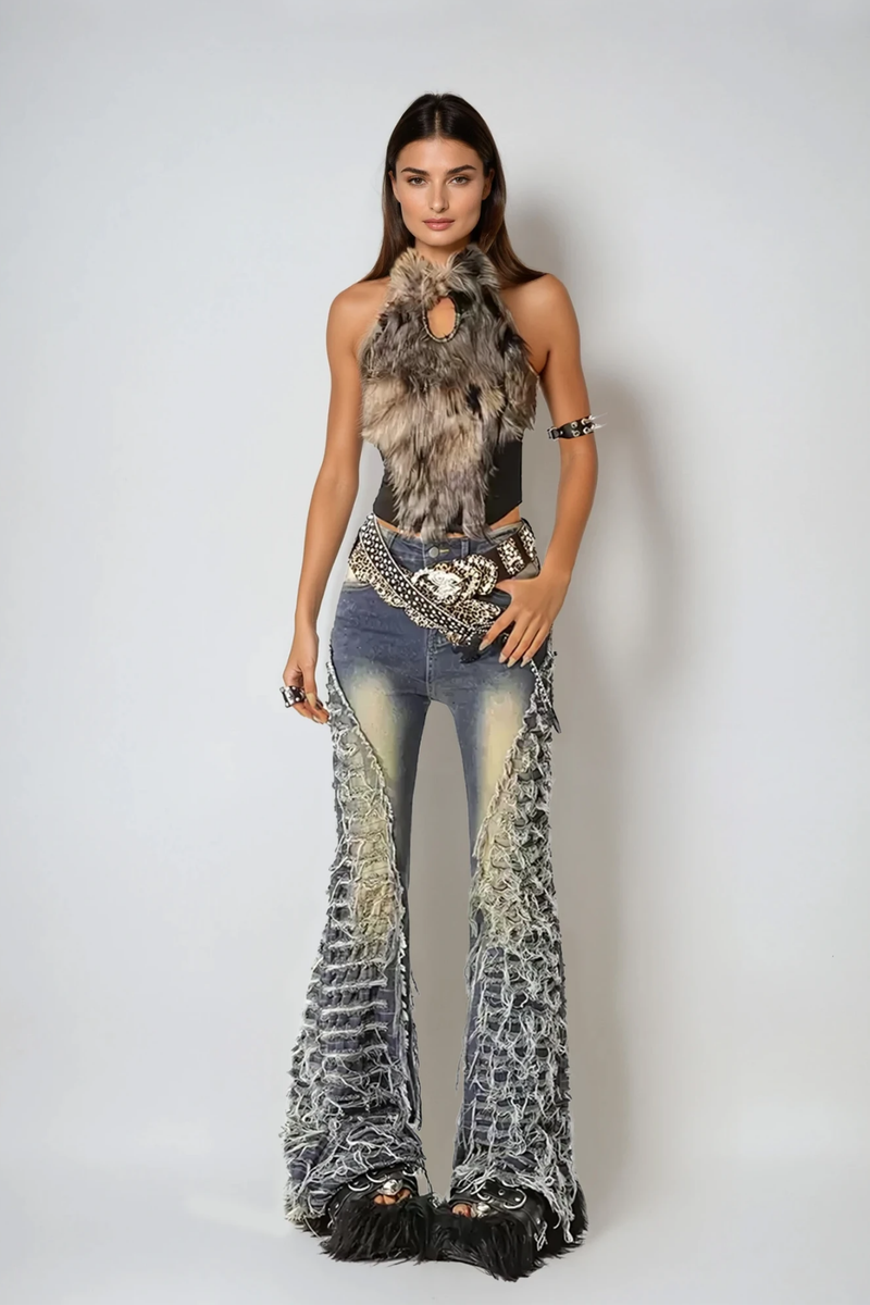 Effortlessly Elegant Garment with a Timeless Design