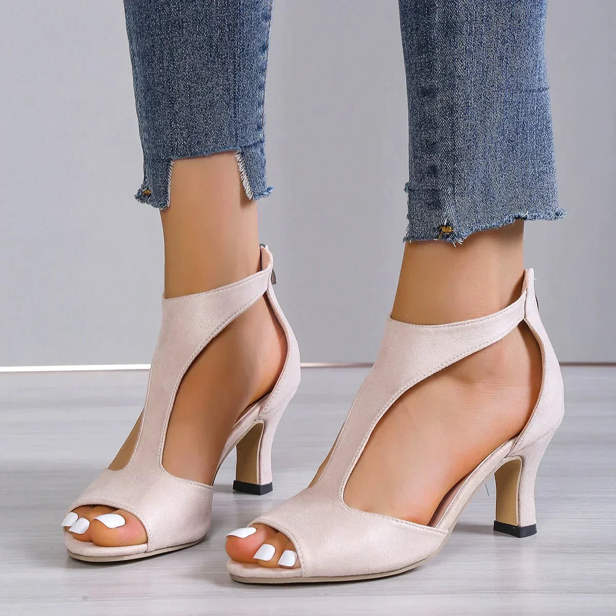 Gracefully Styled Heels for Any Occasion