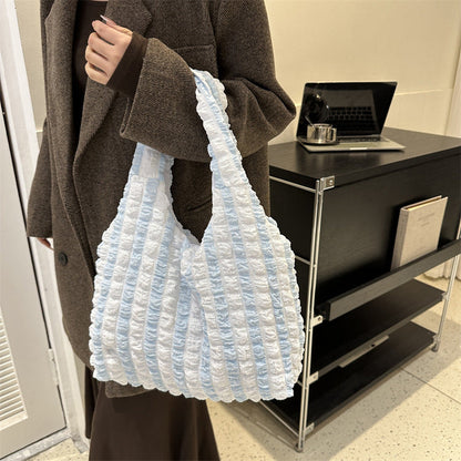 Sophisticated Bag with a Clean Classic Look