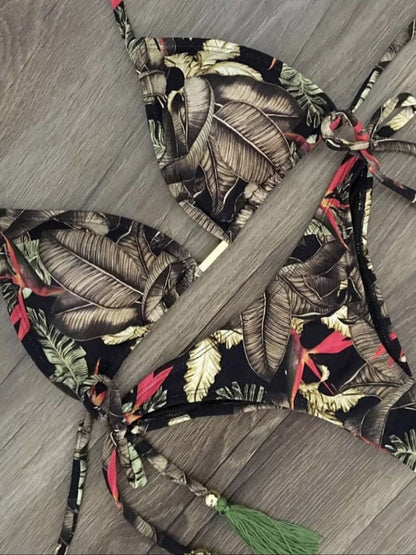 Classic Vintage Bikini with a Flattering Fit