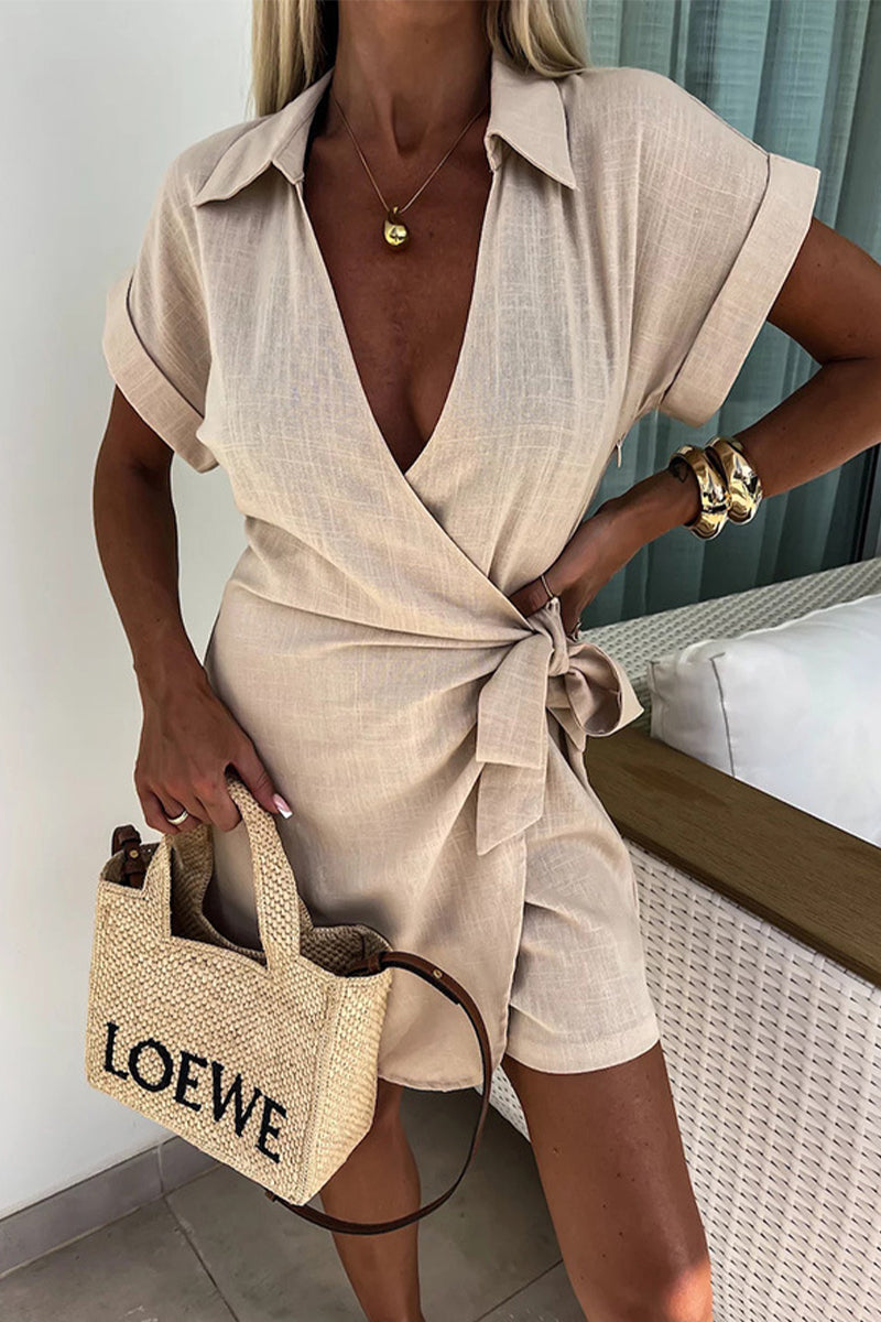 Effortlessly Elegant Garment with a Timeless Design